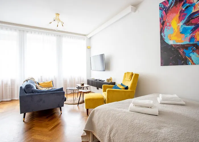 Golden Apartments In Warsaw - City Center - Zurawia