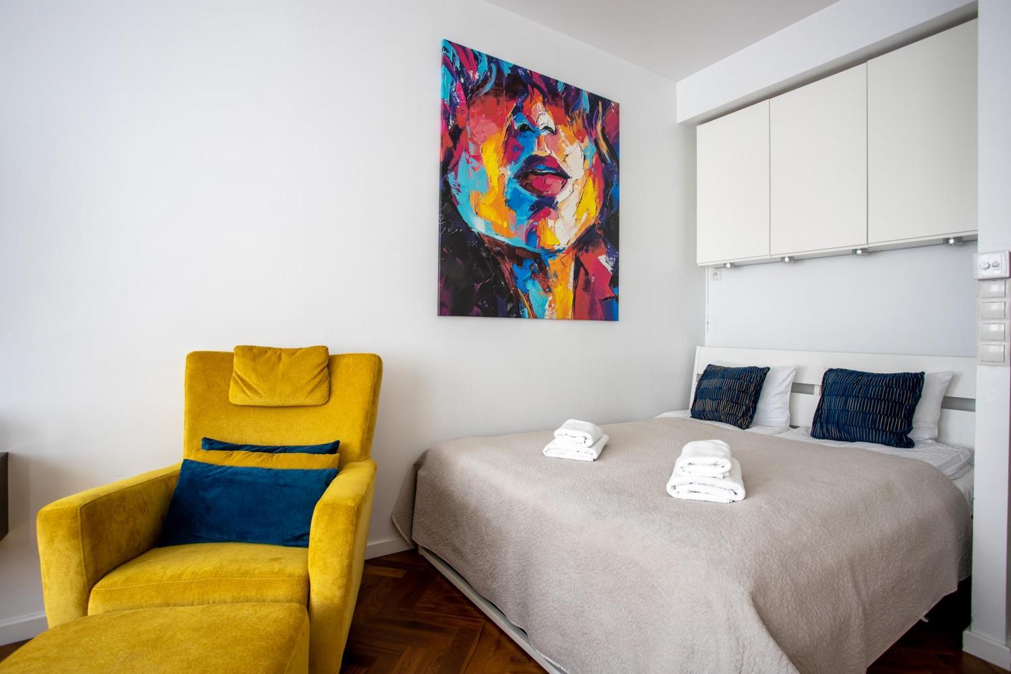 Apartment Golden In - Center - Zurawia *